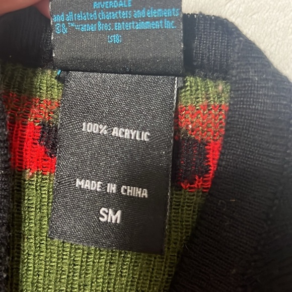 Riverdale Cherry Intarsia Cardigan Sz S - Picture 14 of 15